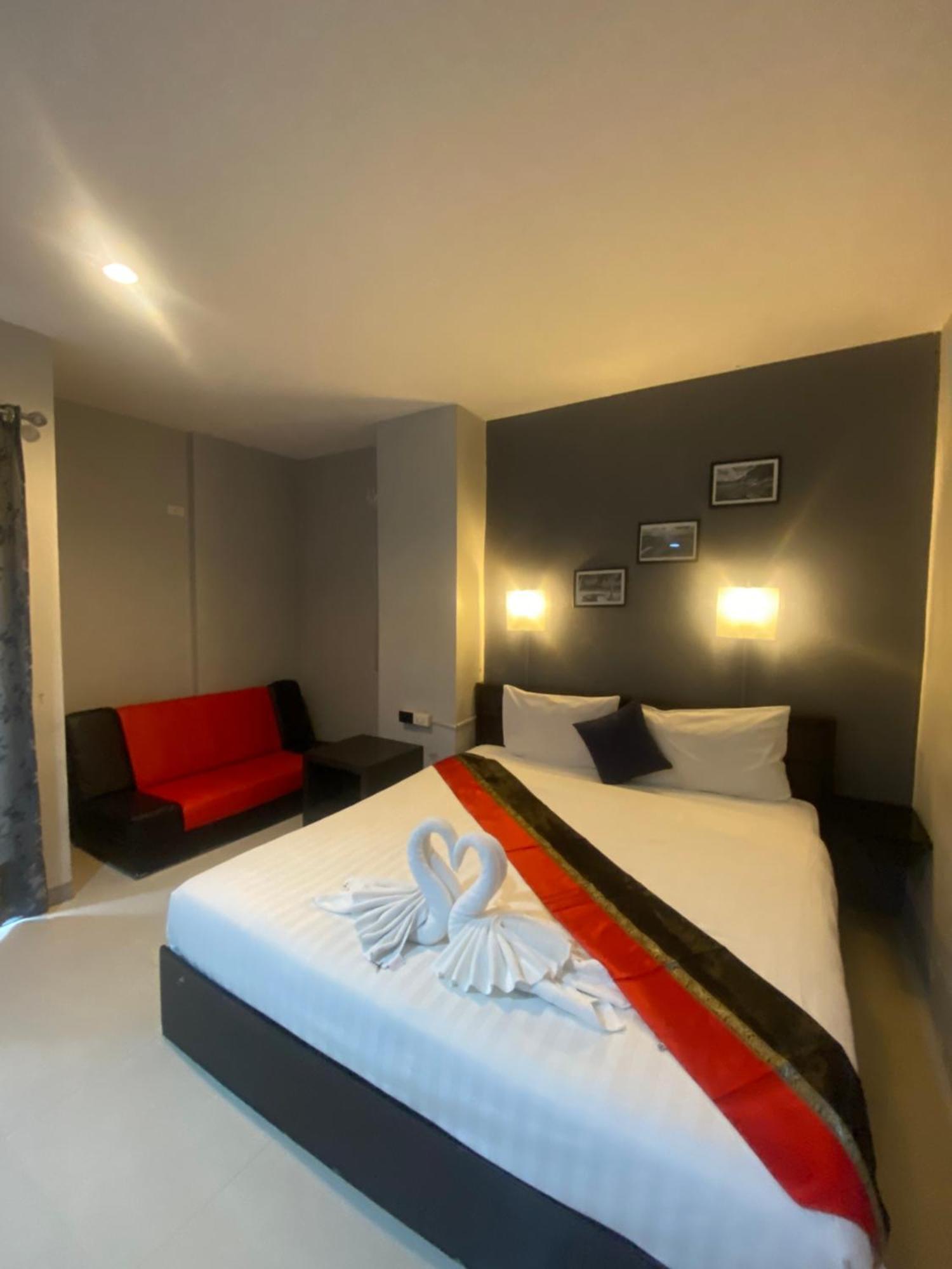 Holiday Home Patong Dış mekan fotoğraf